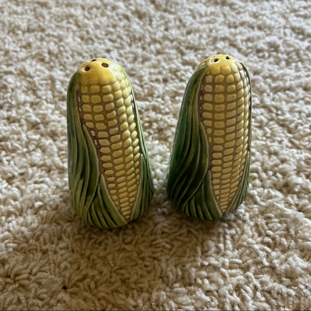 3/$15 Corn Salt and Pepper Shakers